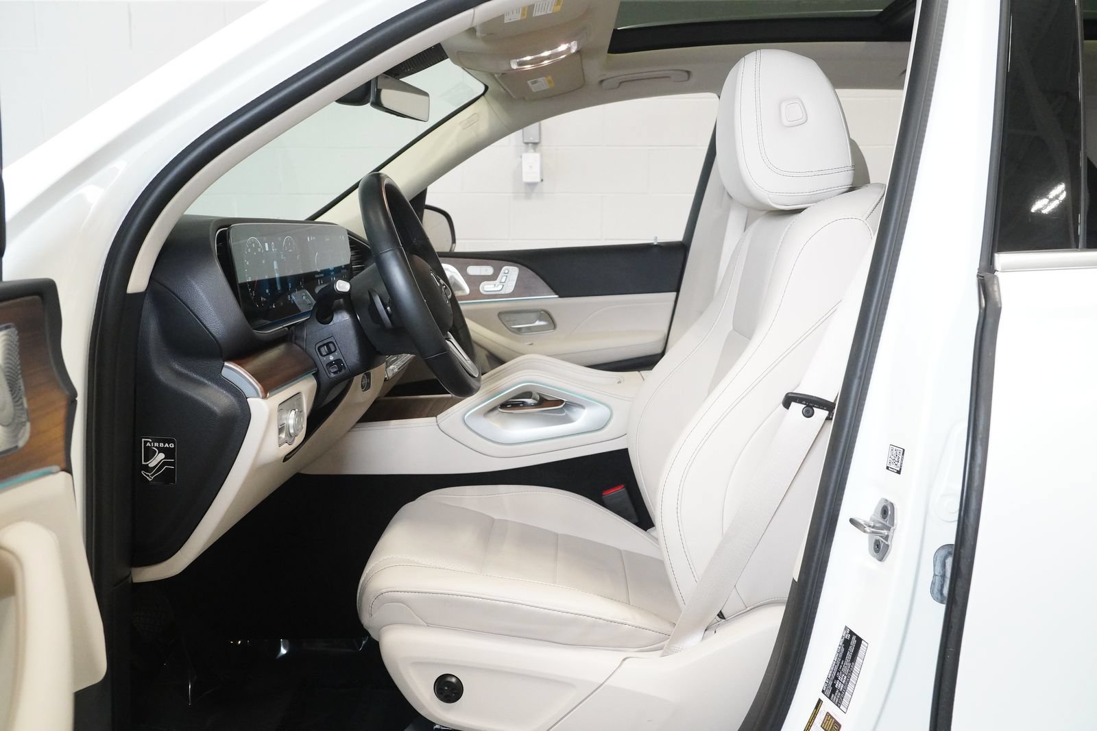 Certified 2023 Mercedes-Benz GLE 350 4MATIC image 11