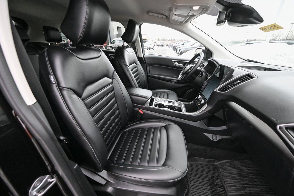 Certified 2024 Ford Edge SEL w/ Convenience Package image 26