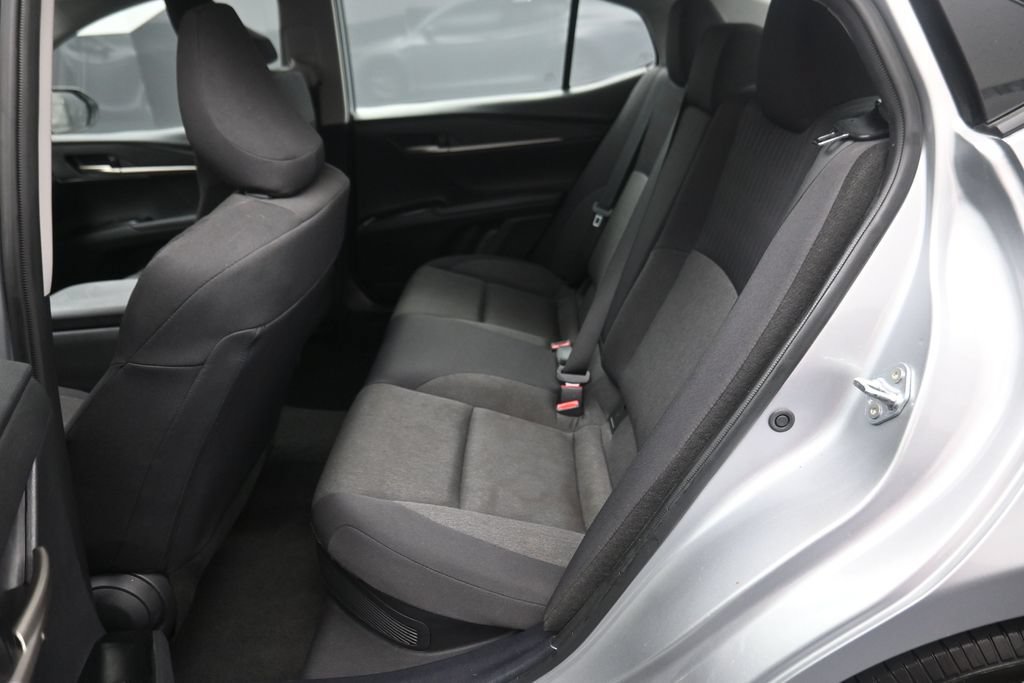 Used 2025 Toyota Camry LE FWD image 11