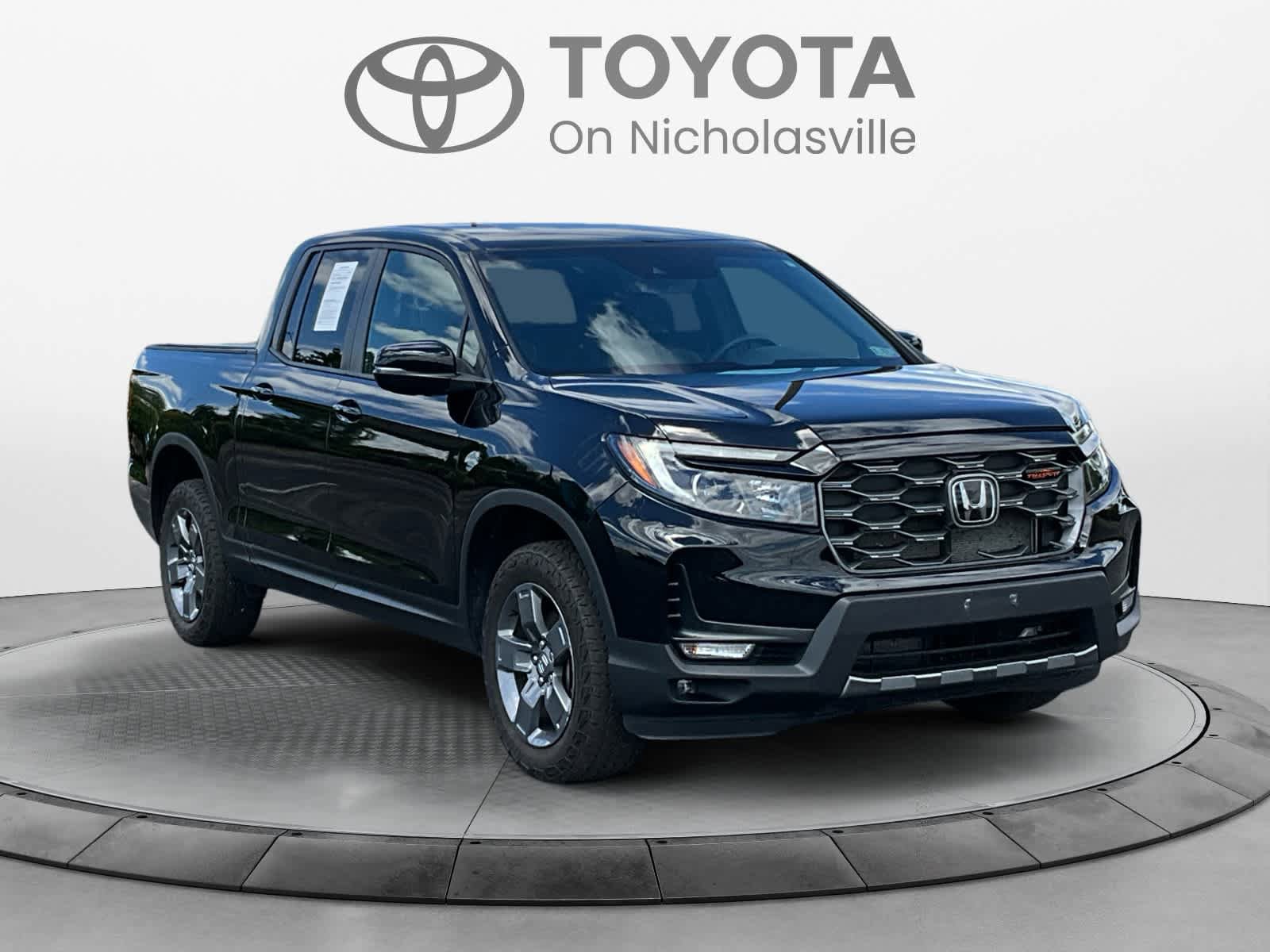 Used 2024 Honda Ridgeline TrailSport image 8