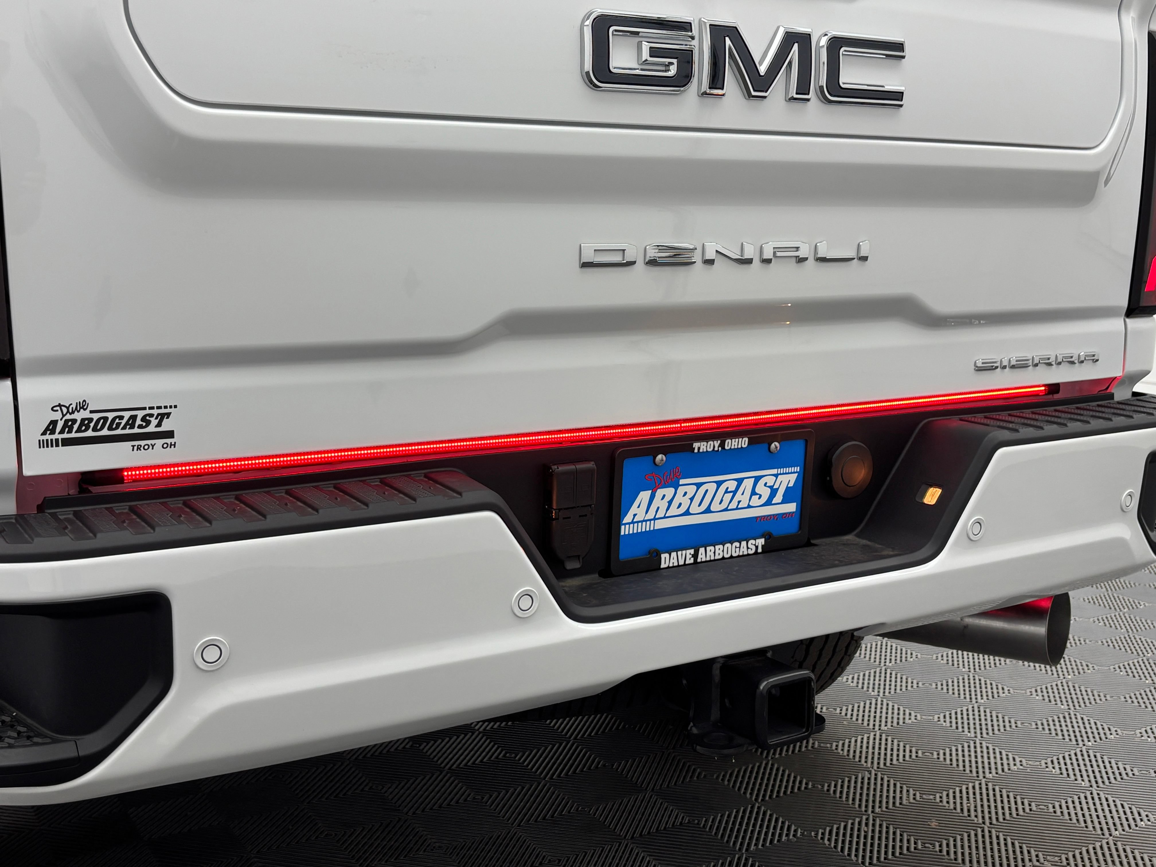 New 2026 GMC Sierra 2500 Denali Ultimate AWD/4WD image 11