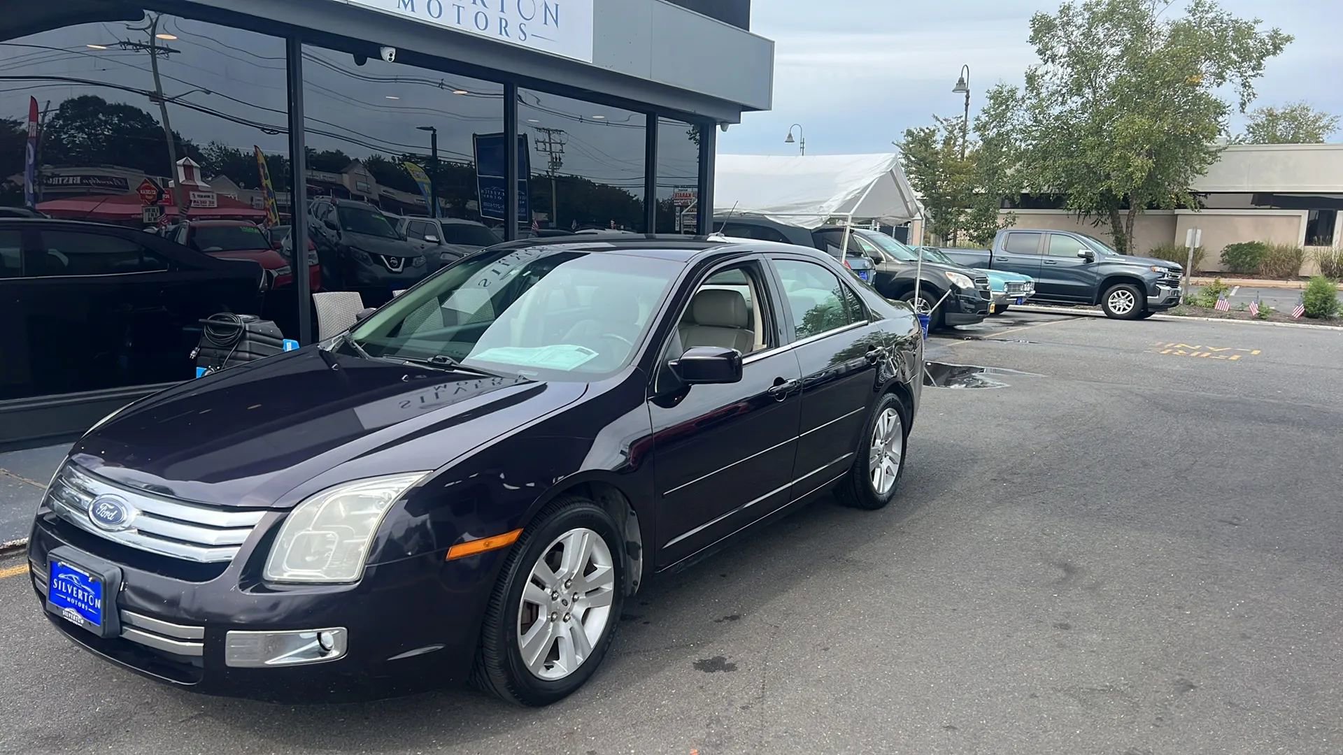 Used 2007 Ford Fusion SEL image 2