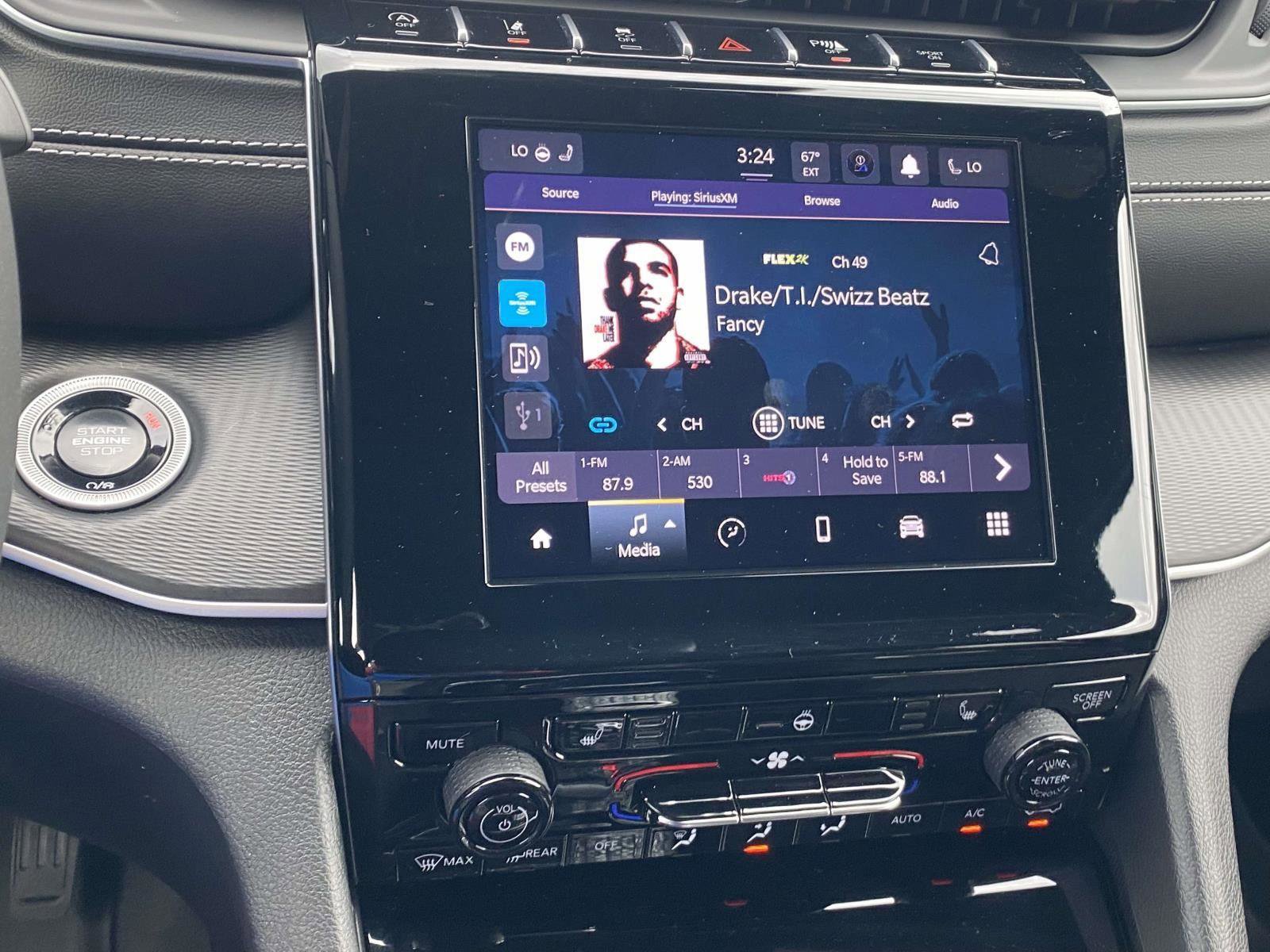 Certified 2024 Jeep Grand Cherokee Altitude image 8