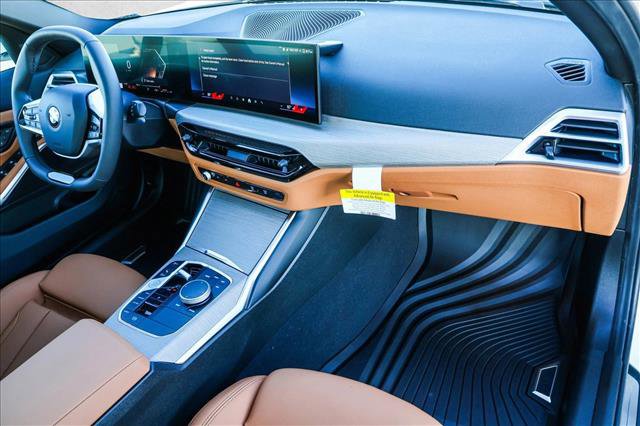 Certified 2025 BMW 330i xDrive Sedan w/ Convenience Package image 26