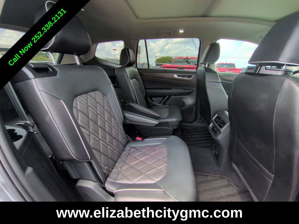 Used 2024 Volkswagen Atlas SEL Premium R-Line AWD/4WD image 21
