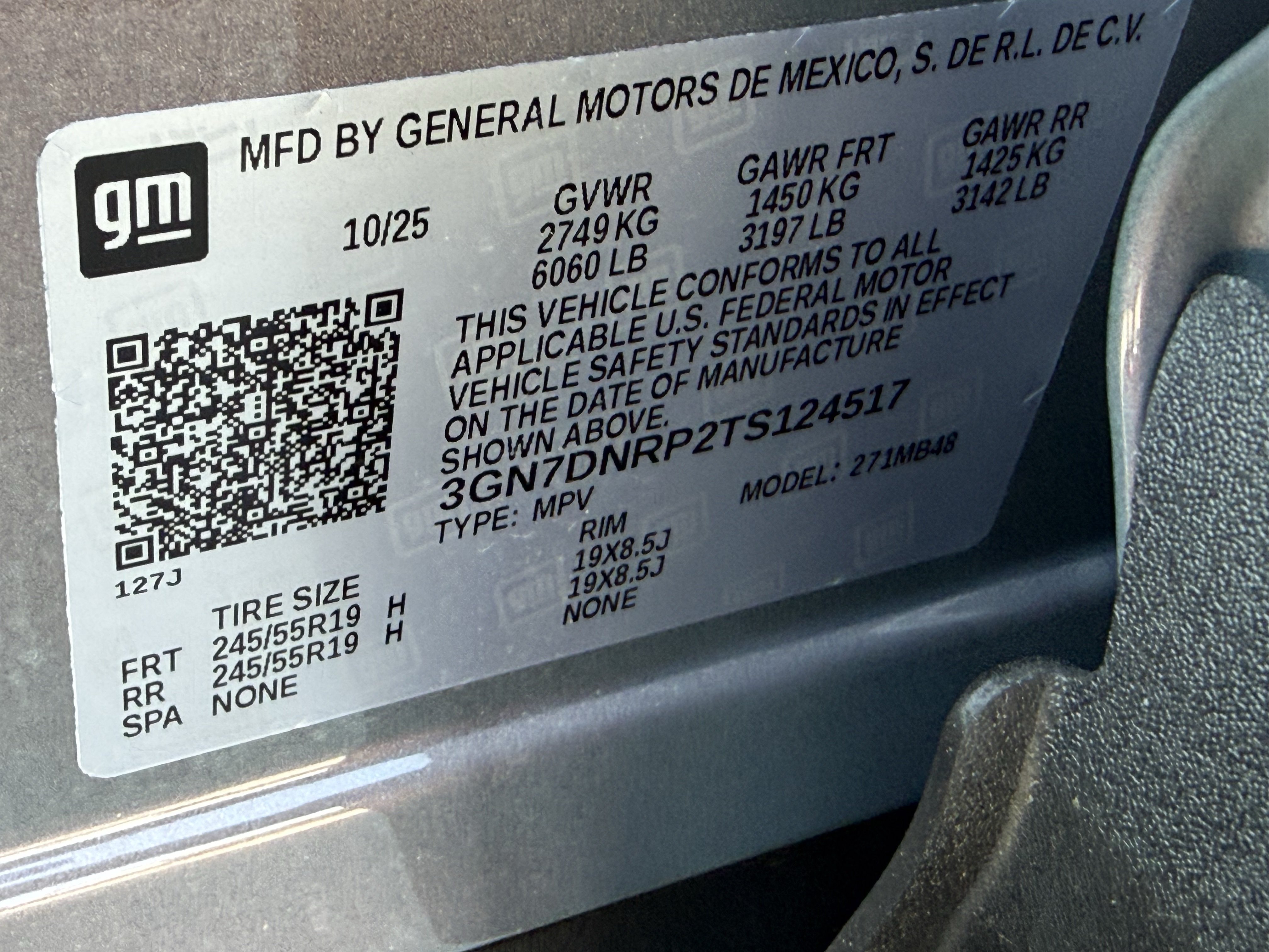 New 2026 Chevrolet Equinox EV LT FWD image 34