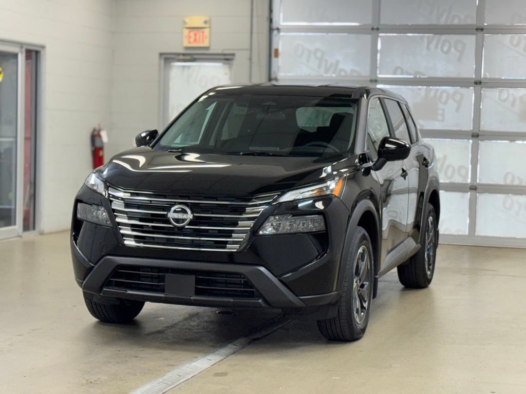Certified 2026 Nissan Rogue SV AWD/4WD image 3