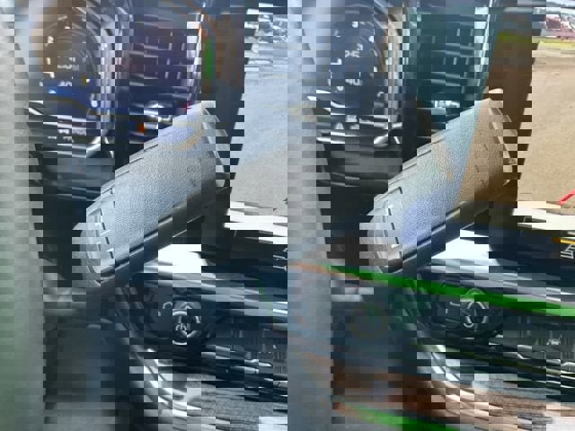 Used 2023 Chevrolet Silverado 1500 LT image 35