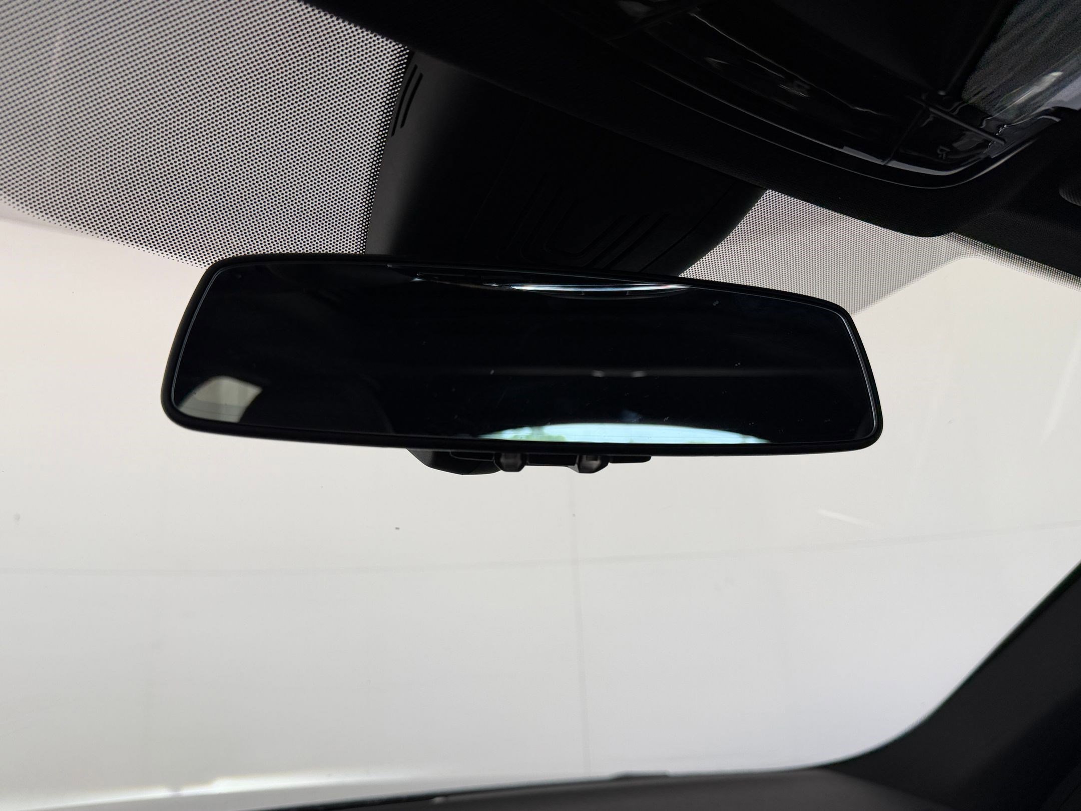 Used 2023 BMW i4 eDrive35 w/ Premium Package image 19