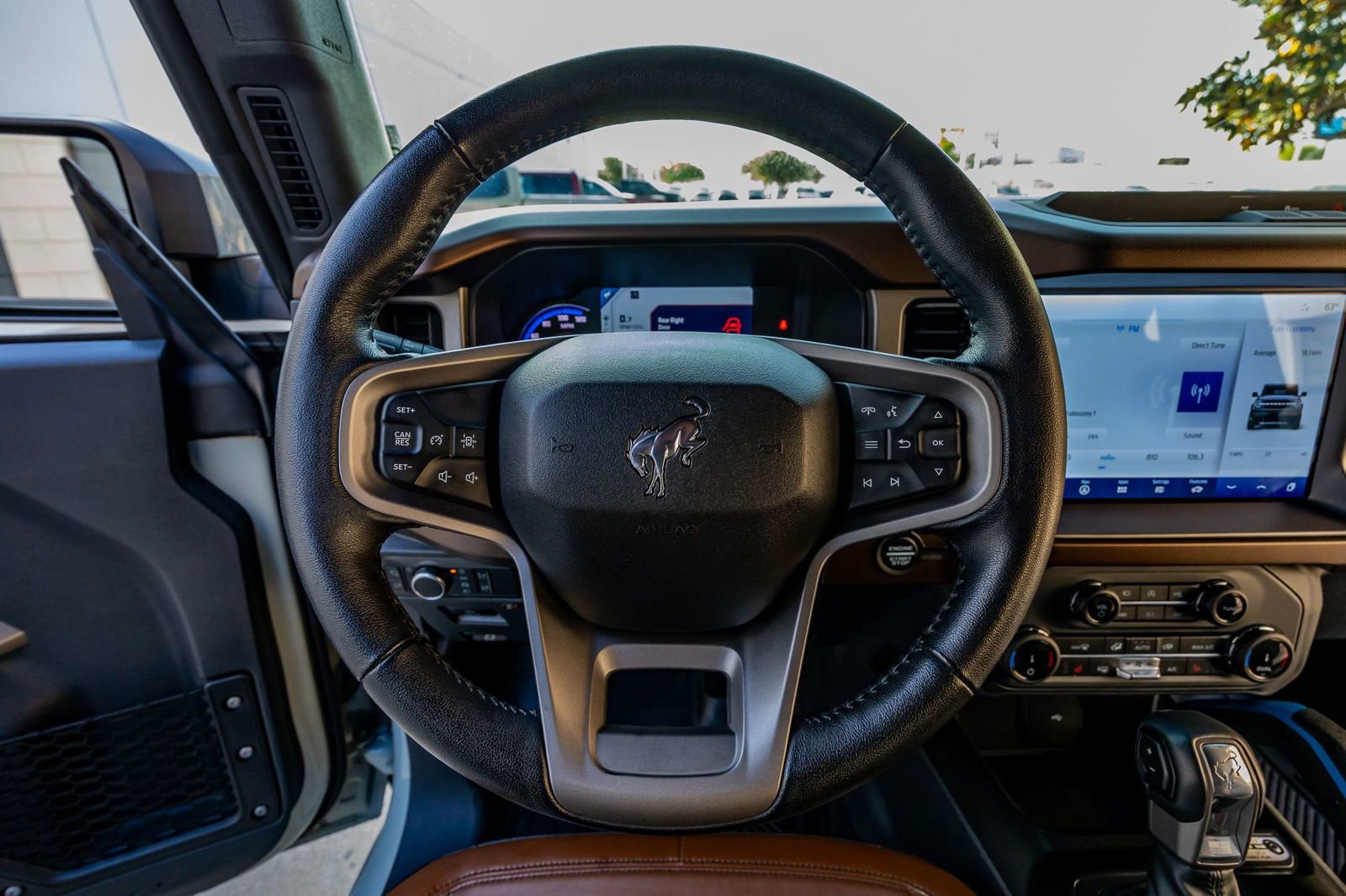 Used 2022 Ford Bronco Outer Banks image 18