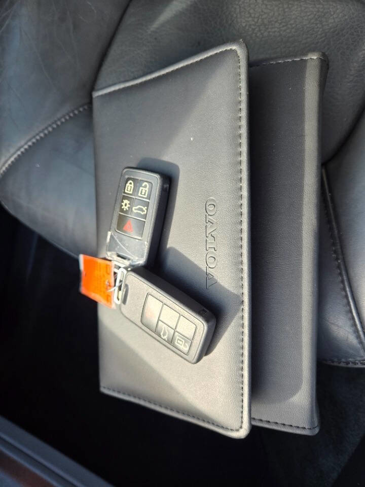 Used 2012 Volvo XC70 T6 Premier Plus image 29