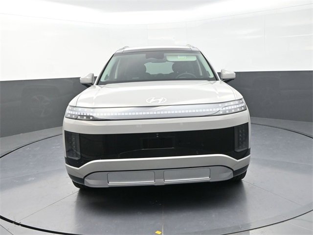 New 2026 Hyundai Ioniq 9 Limited image 3