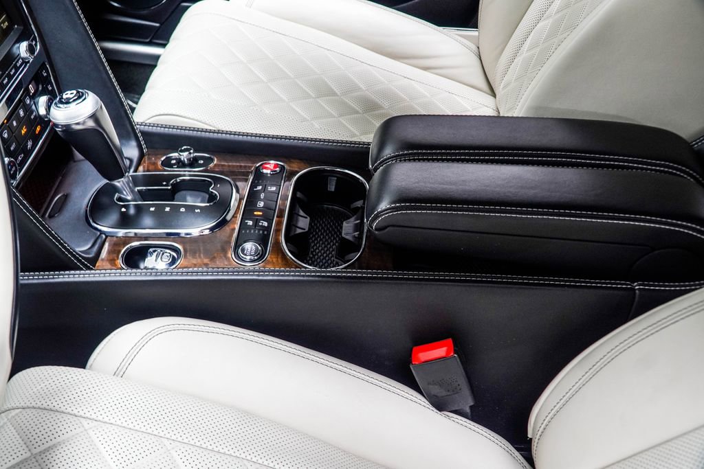 Used 2018 Bentley Flying Spur S V8 AWD/4WD image 22