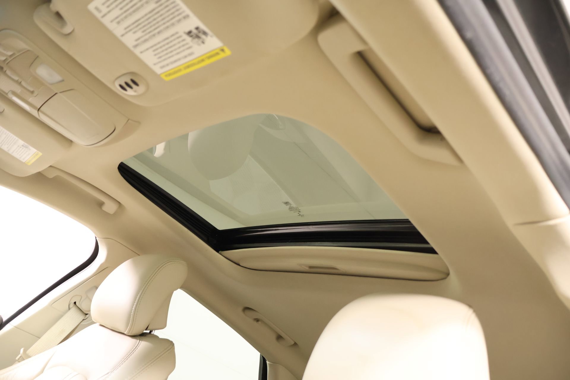 Used 2019 Lincoln MKZ Reserve w/ Reserve Plus Package image 15