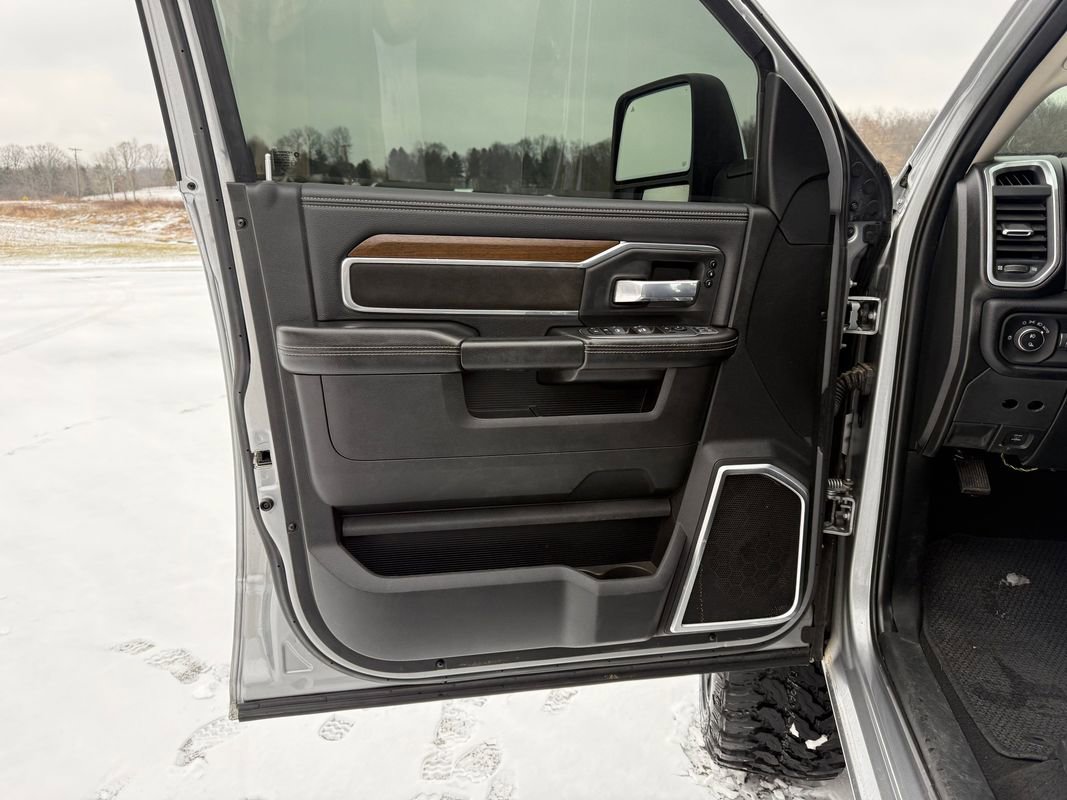 Used 2024 RAM 2500 Laramie image 15
