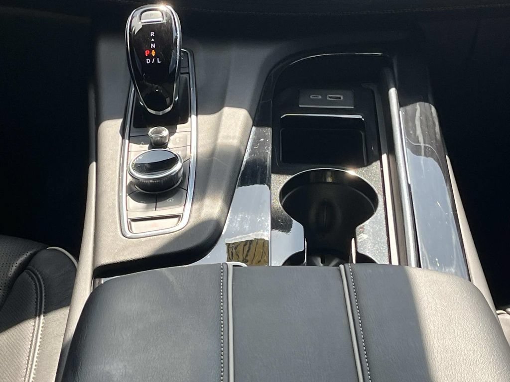 Certified 2023 Cadillac Escalade Sport w/ LPO, ONYX Package AWD/4WD image 15