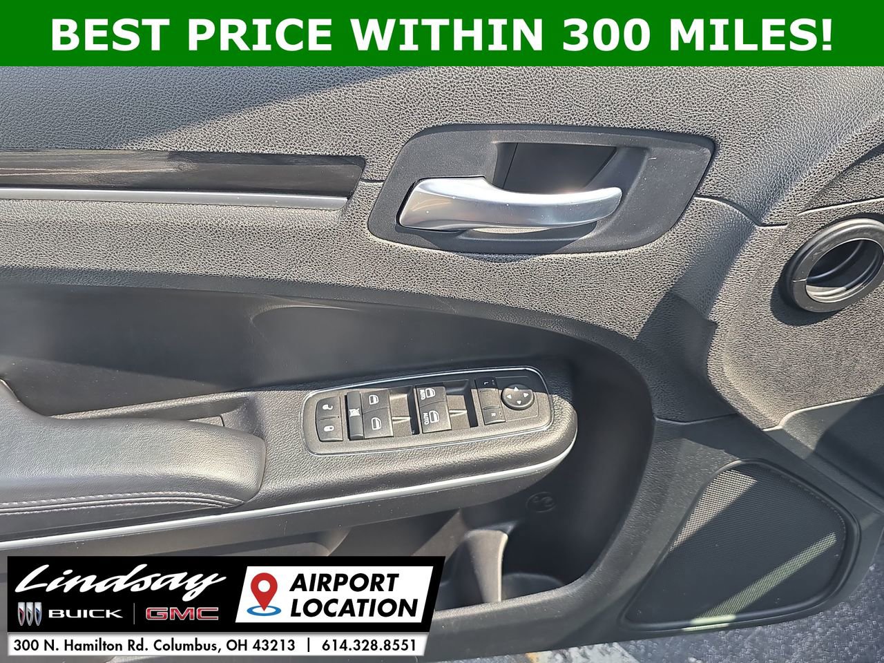 Used 2022 Chrysler 300 Touring image 21