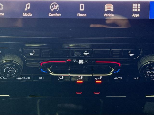 New 2025 Jeep Grand Cherokee Limited w/ Black Appearance Package image 20