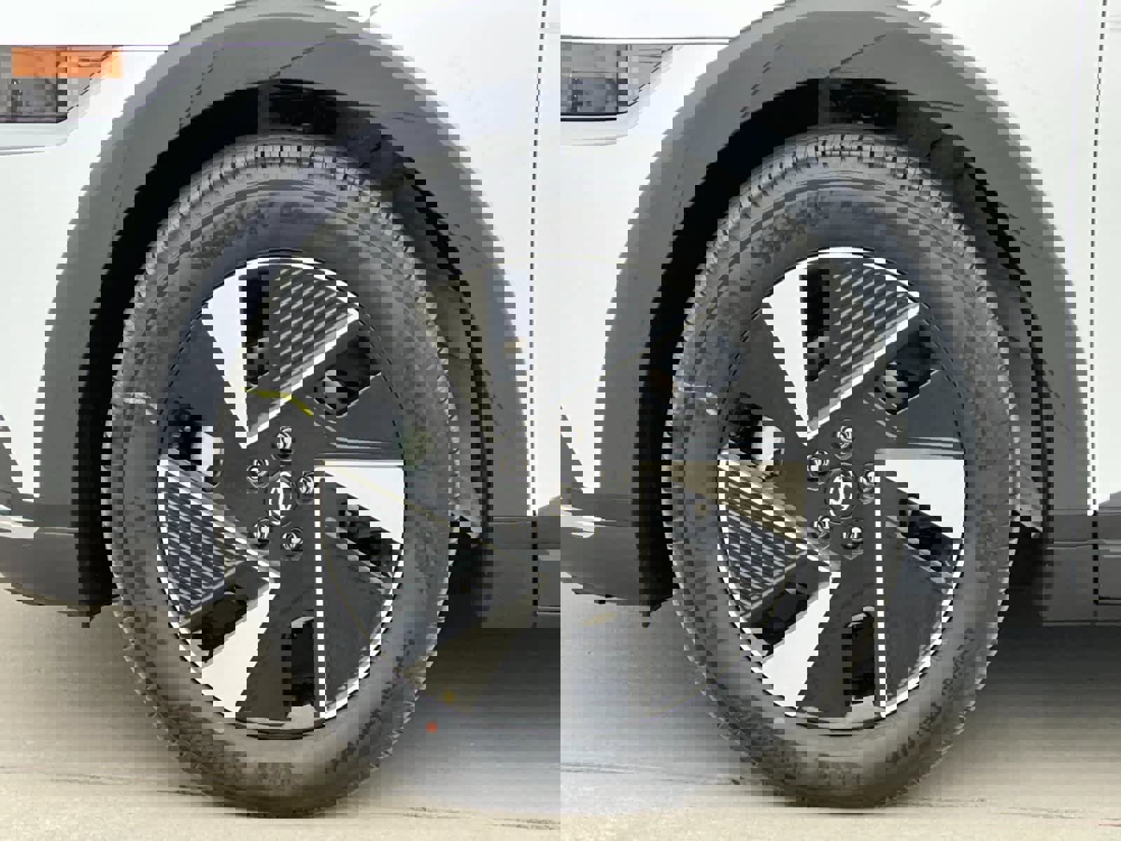 New 2026 Hyundai Ioniq 5 SE image 26