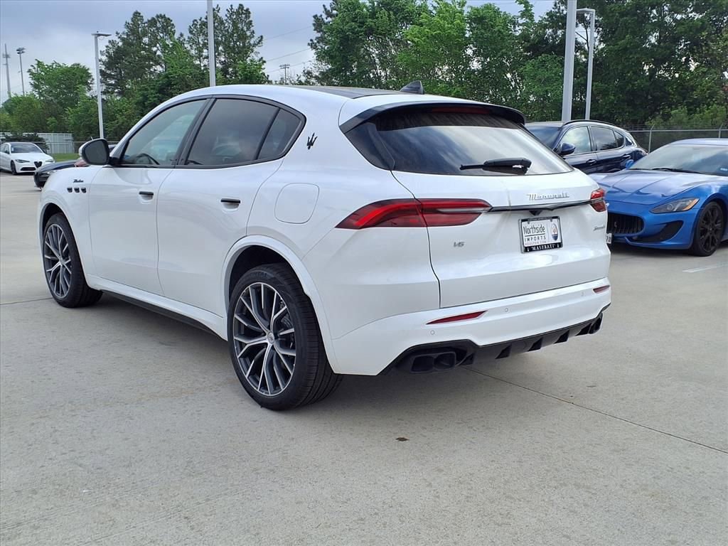 New 2026 Maserati Grecale Modena image 4