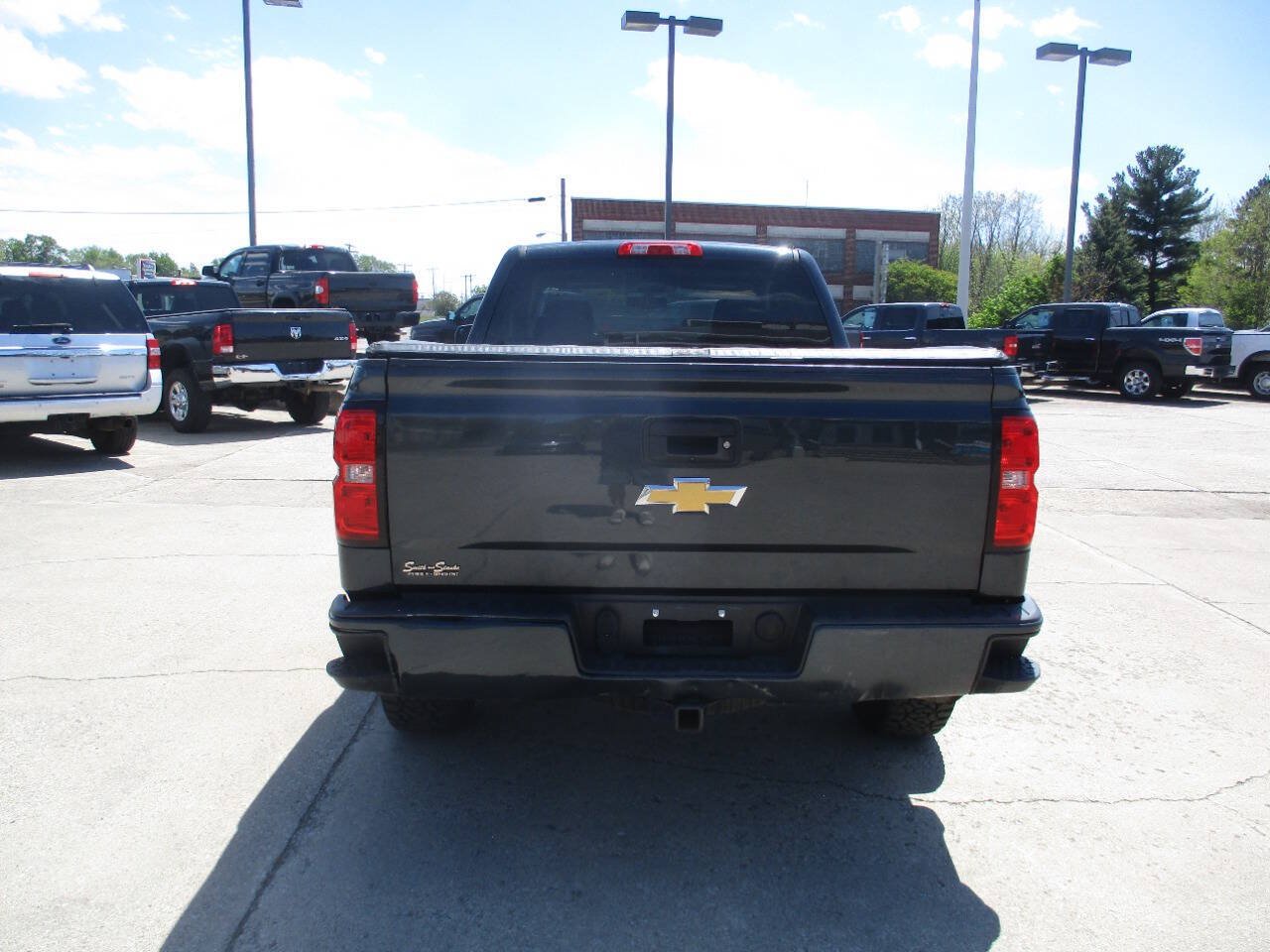 Used 2017 Chevrolet Silverado 1500 LT w/ All Star Edition AWD/4WD image 6