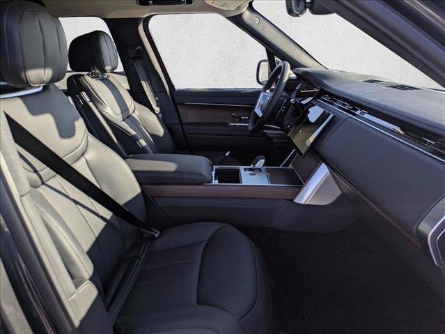 New 2026 Land Rover Range Rover SE image 17