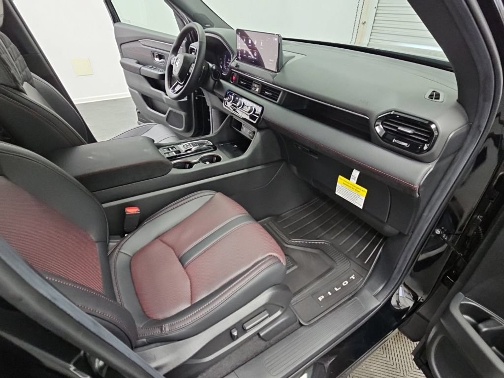 New 2026 Honda Pilot Black Edition image 41