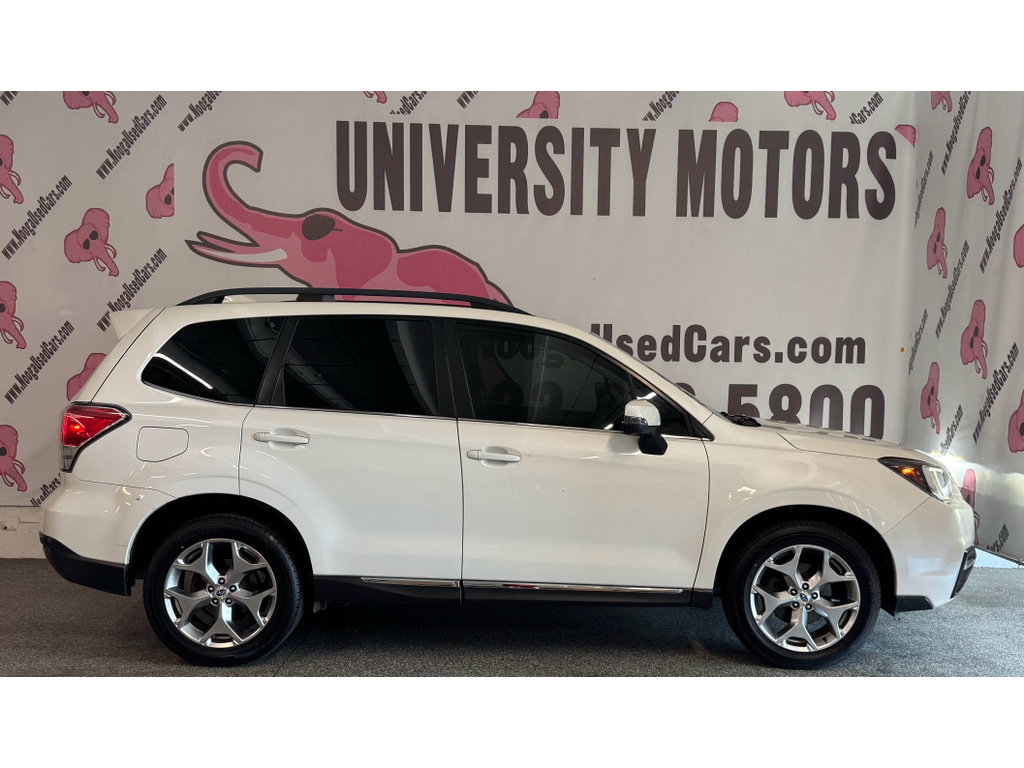 Used 2017 Subaru Forester 2.5i Touring AWD/4WD image 10