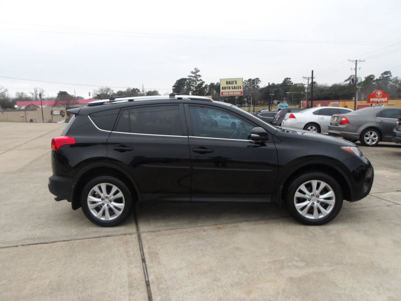 Used 2013 Toyota RAV4 Limited image 5