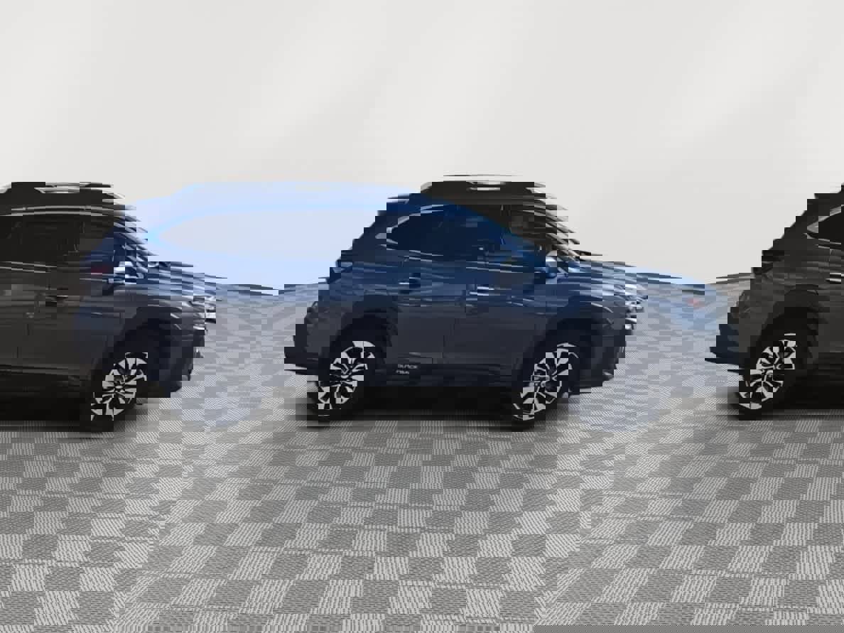 Used 2025 Subaru Outback Touring XT w/ Popular Package #2 image 9