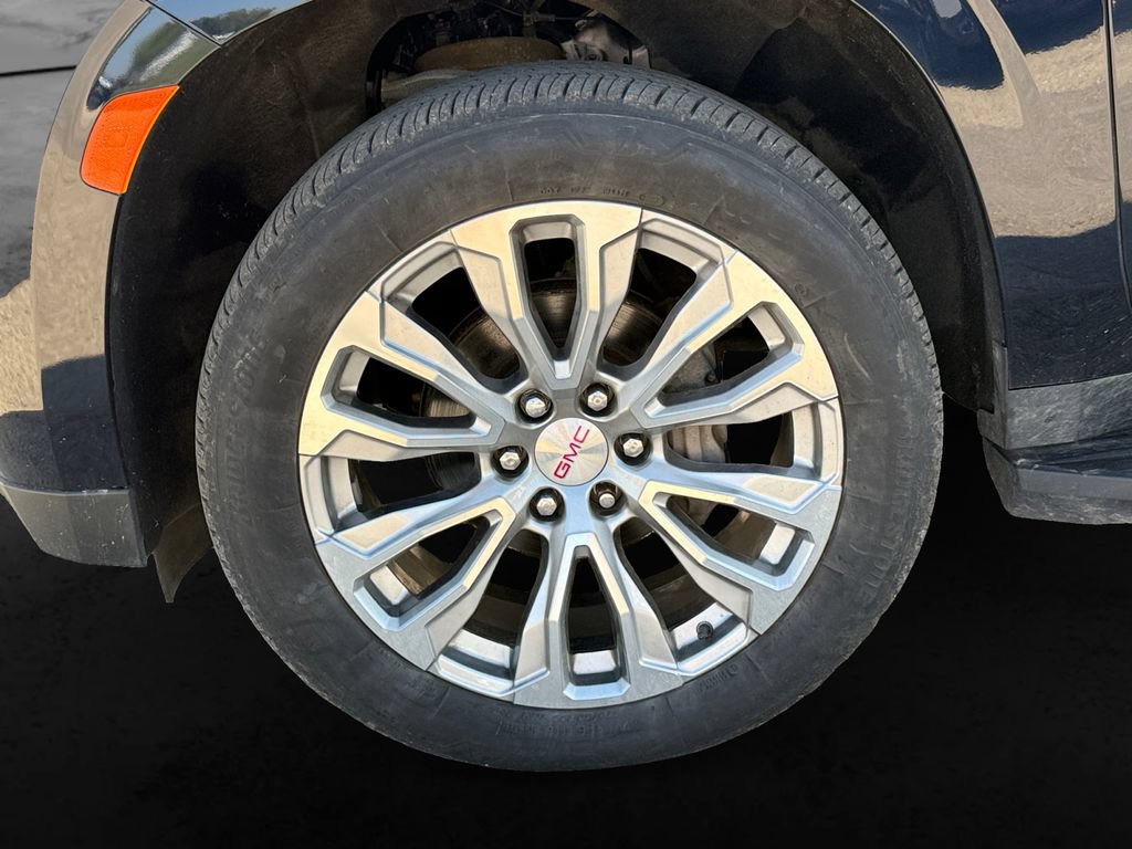 Used 2023 GMC Yukon XL Denali w/ LPO, Floor Liner Package AWD/4WD image 13