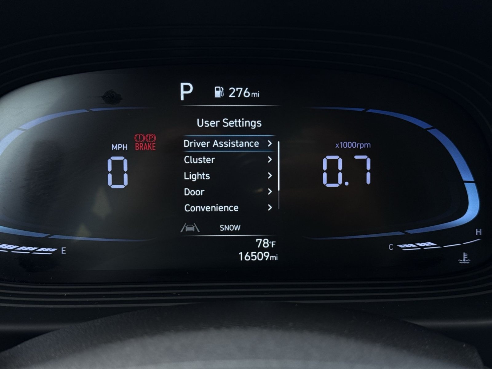 Certified 2024 Hyundai Venue SEL FWD image 15