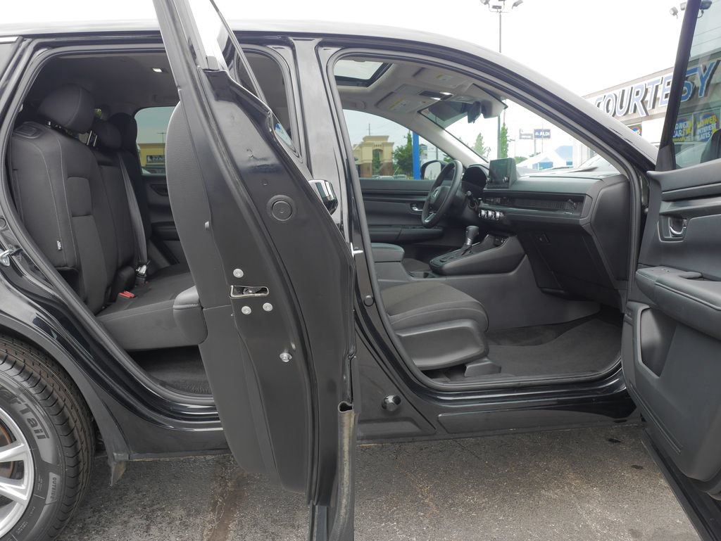 Used 2025 Honda CR-V EX image 10