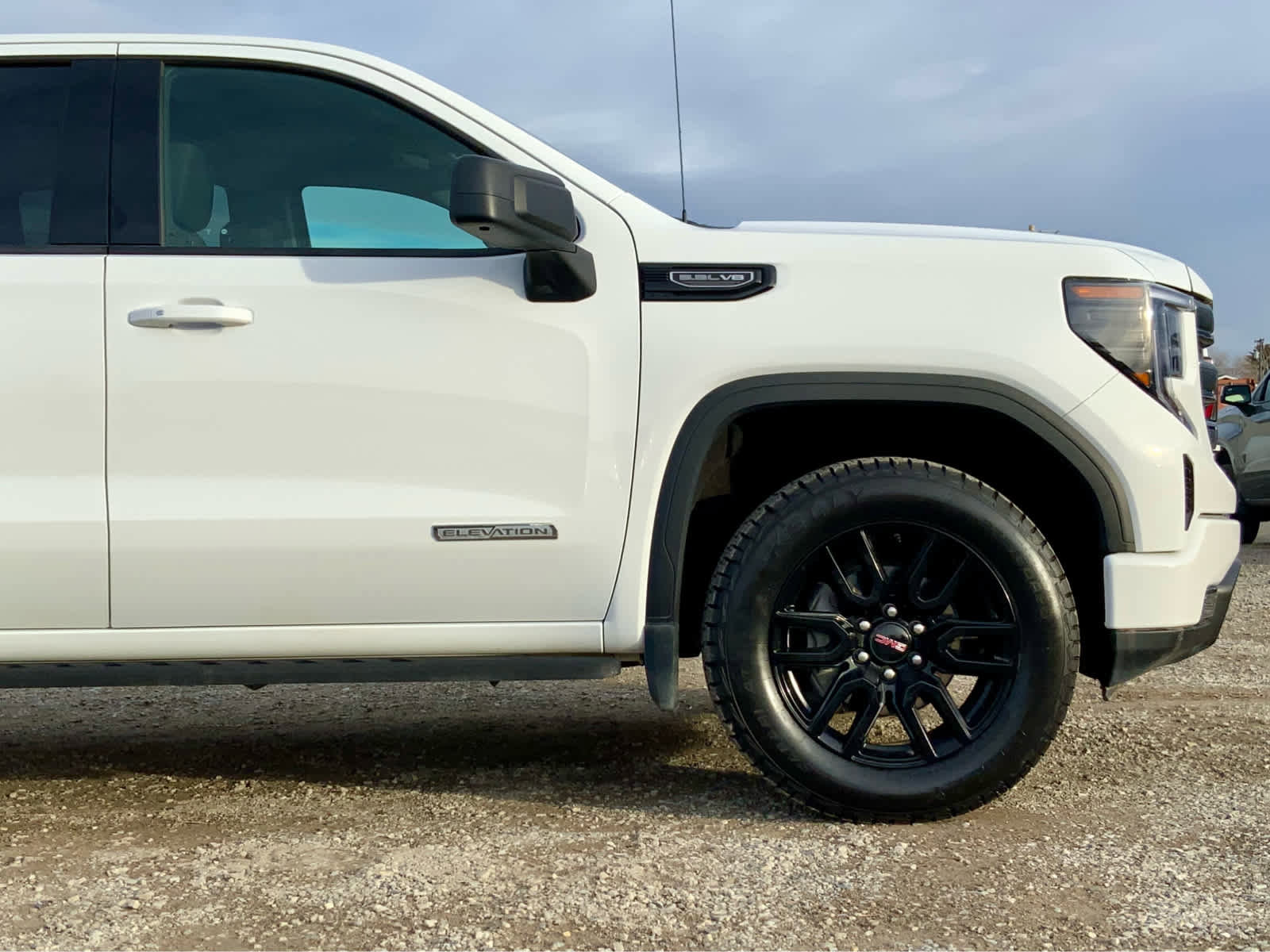 Certified 2022 GMC Sierra 1500 Elevation image 10