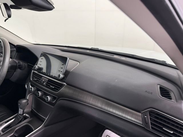 Used 2018 Honda Accord LX image 29