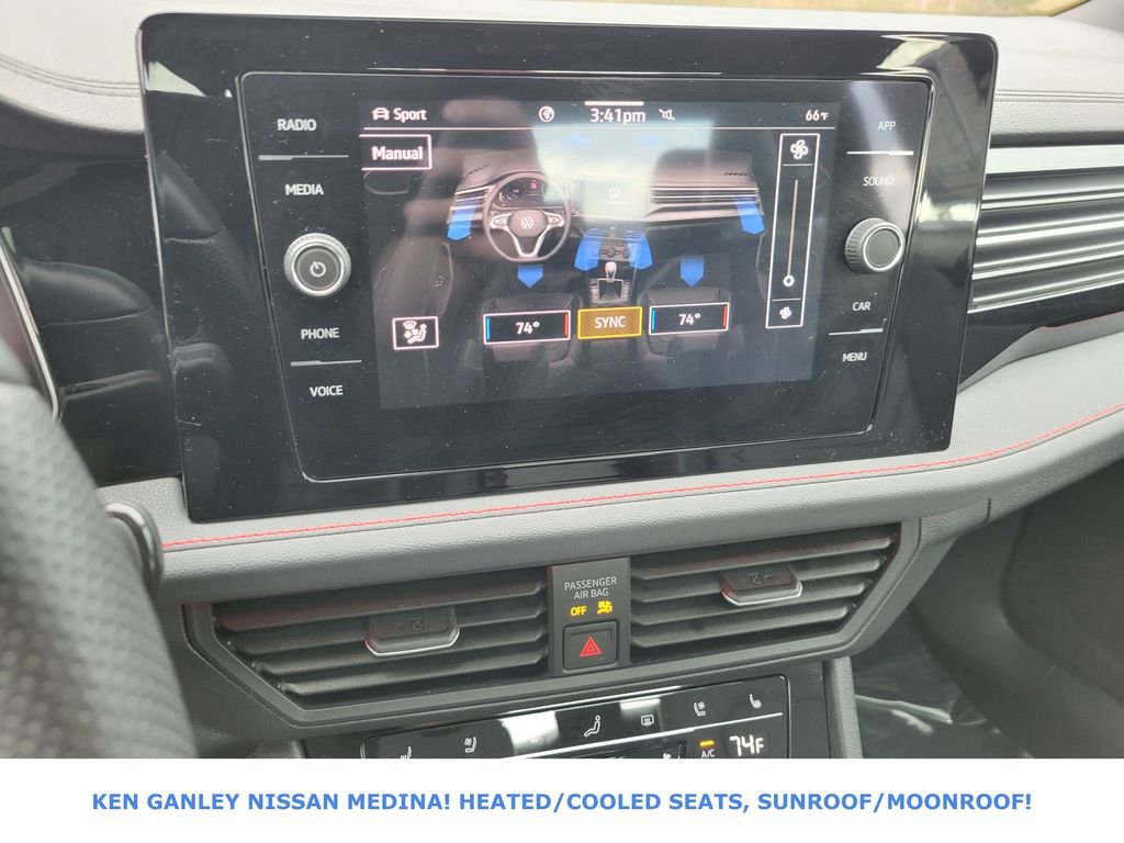 Used 2025 Volkswagen Jetta GLI Autobahn FWD image 26