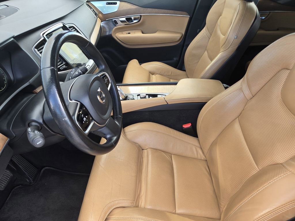 Used 2018 Volvo XC90 T8 Inscription w/ Convenience Package image 8