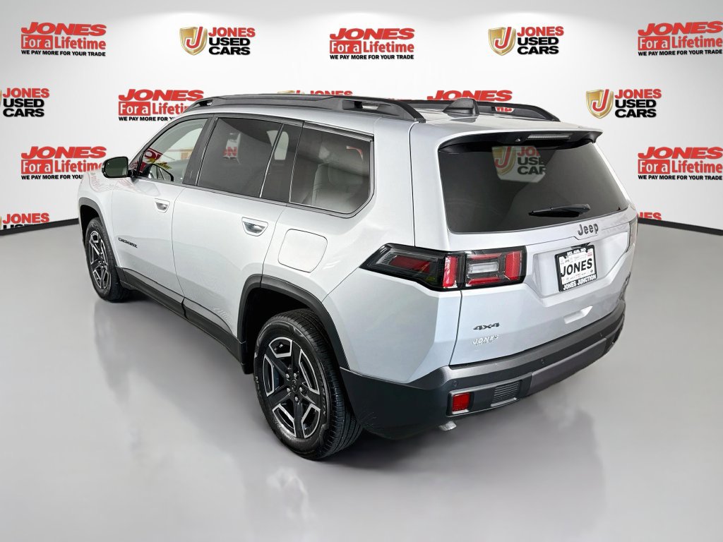 Used 2026 Jeep Cherokee Limited AWD/4WD image 2