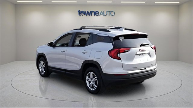 Used 2018 GMC Terrain SLE w/ Driver Convenience Package image 3