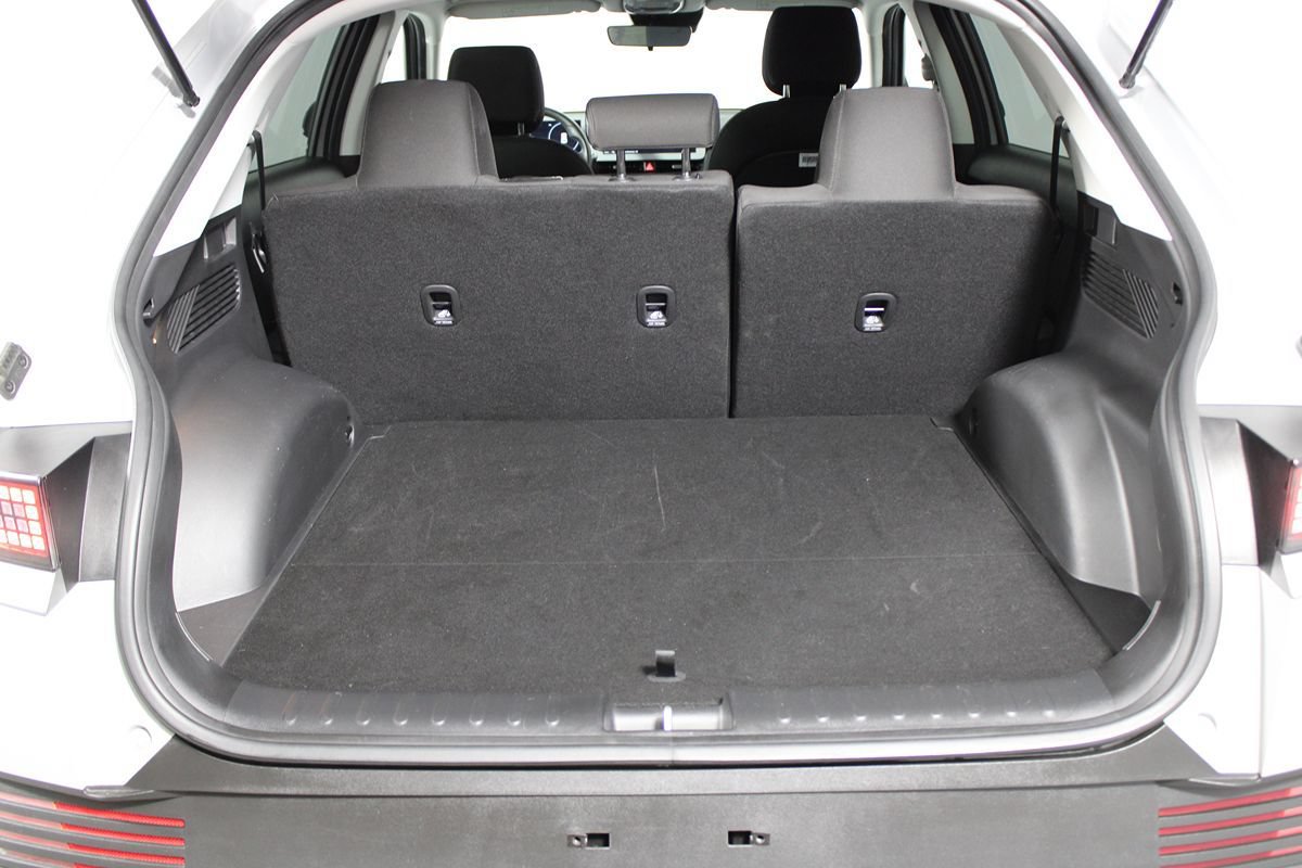 Used 2024 Hyundai Ioniq 5 SE RWD image 23