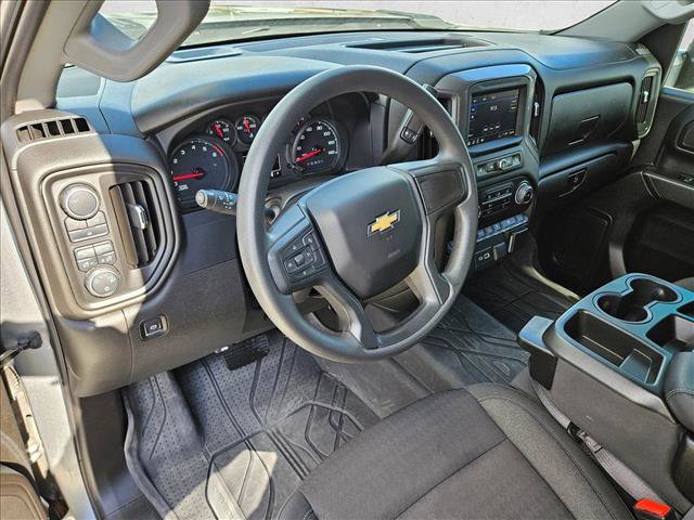 Used 2024 Chevrolet Silverado 2500 Custom w/ Custom Value Package image 10