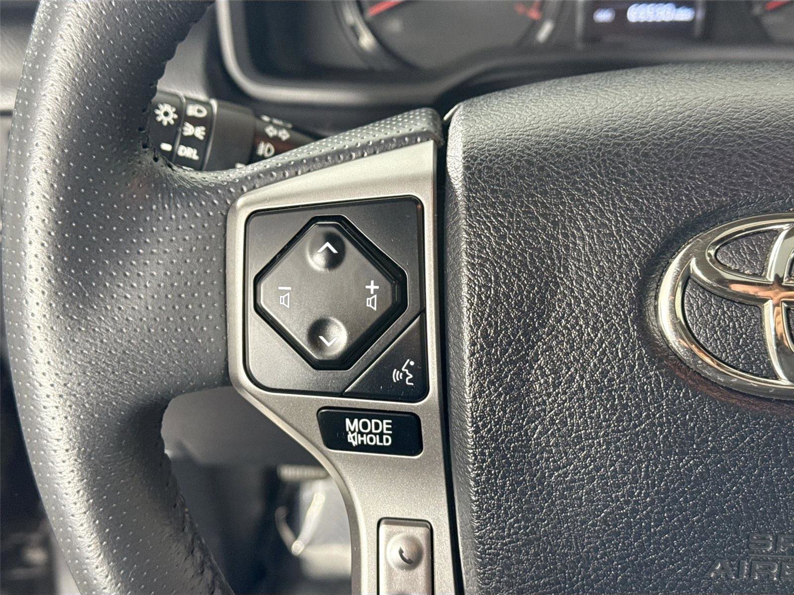 Certified 2022 Toyota 4Runner SR5 Premium w/ Moonroof Package image 18