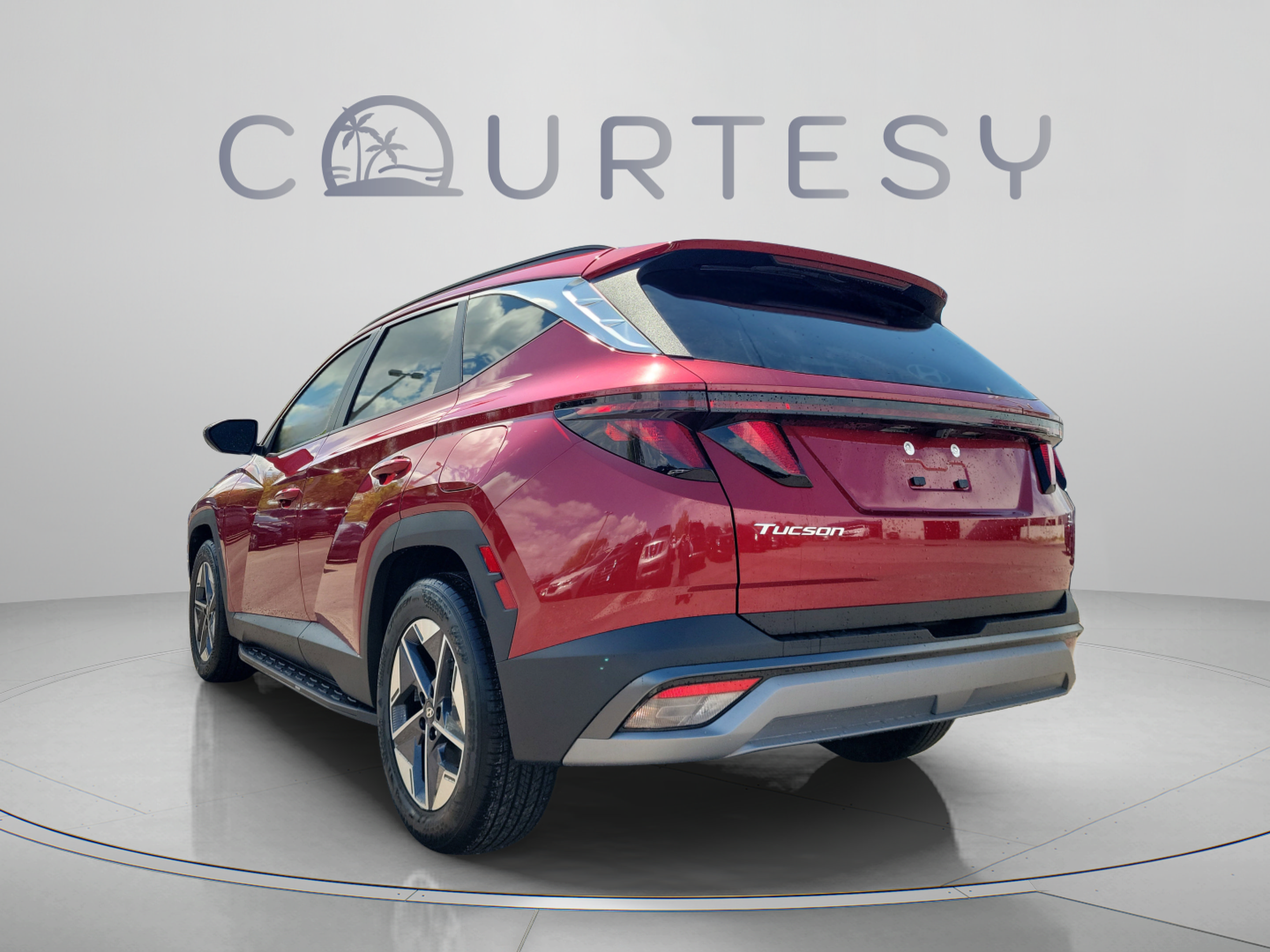 New 2026 Hyundai Tucson SEL FWD image 2