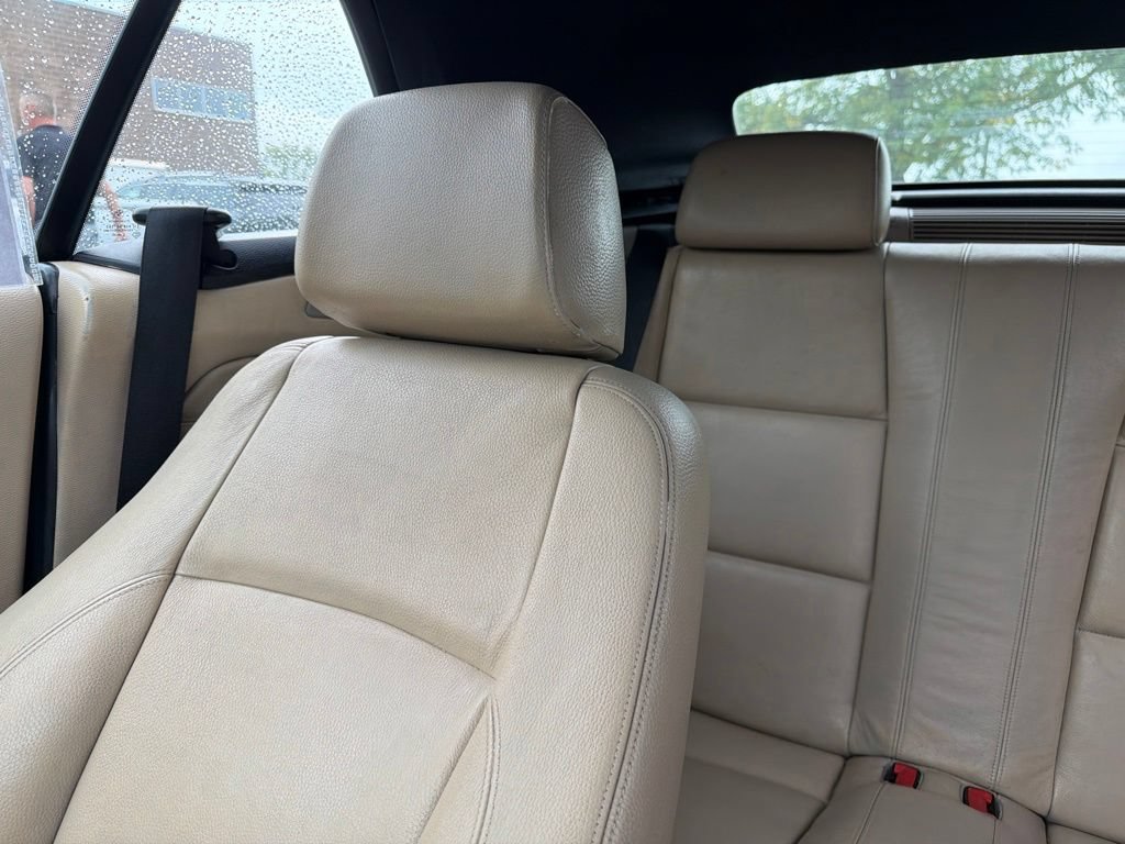 Used 2011 BMW 128i Convertible RWD image 11