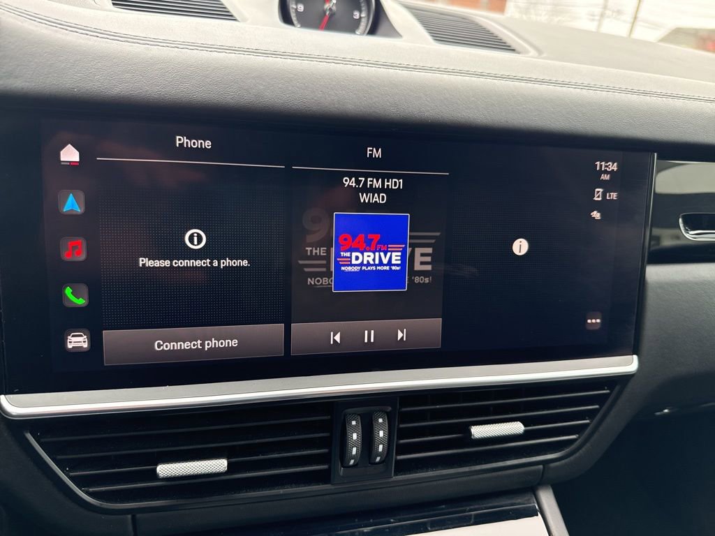 Used 2022 Porsche Cayenne S image 30