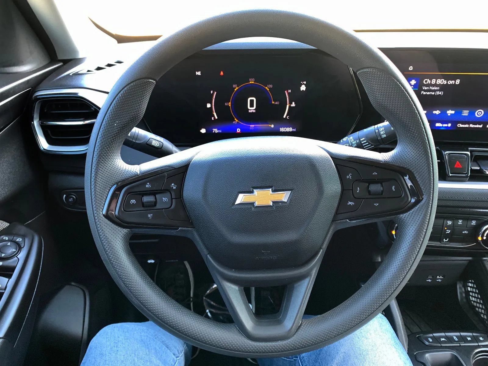 Used 2026 Chevrolet TrailBlazer LT FWD image 13
