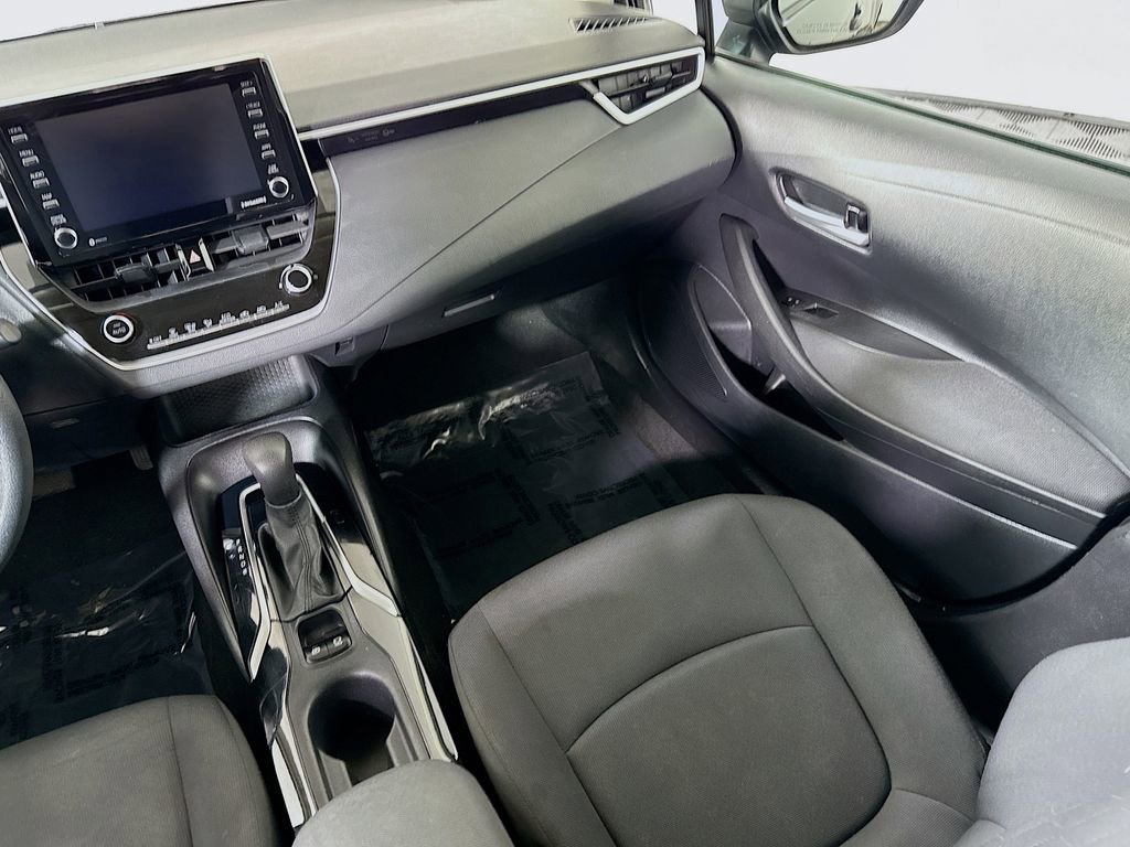 Certified 2021 Toyota Corolla LE FWD image 25