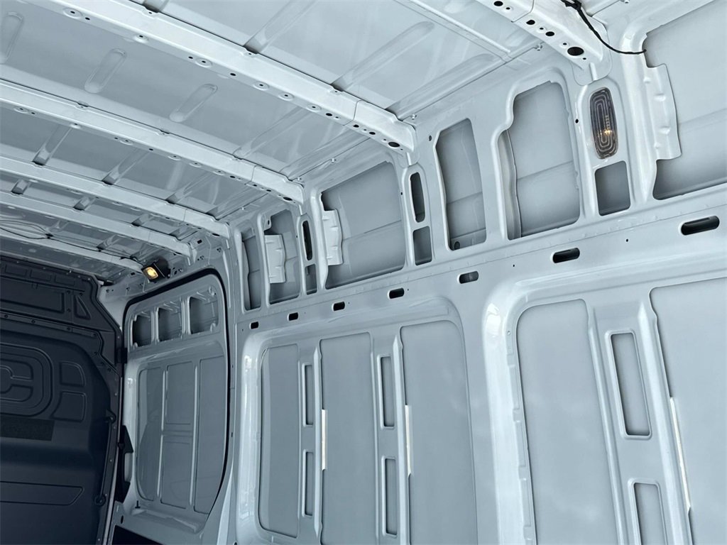 New 2025 Mercedes-Benz Sprinter 2500 image 7