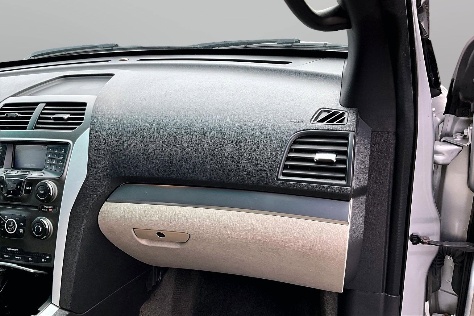 Used 2014 Ford Explorer FWD image 21