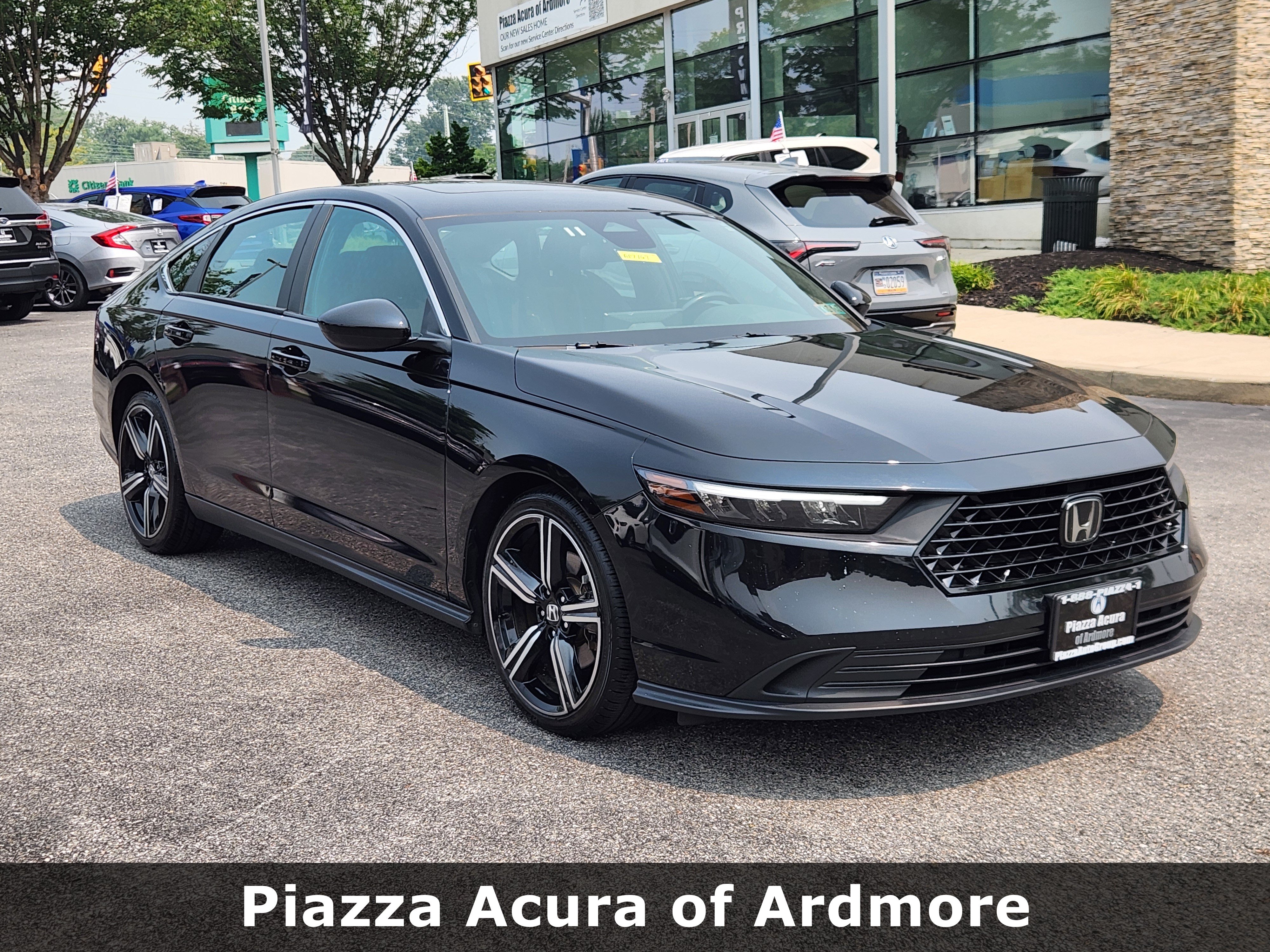Used 2024 Honda Accord Sport image 1